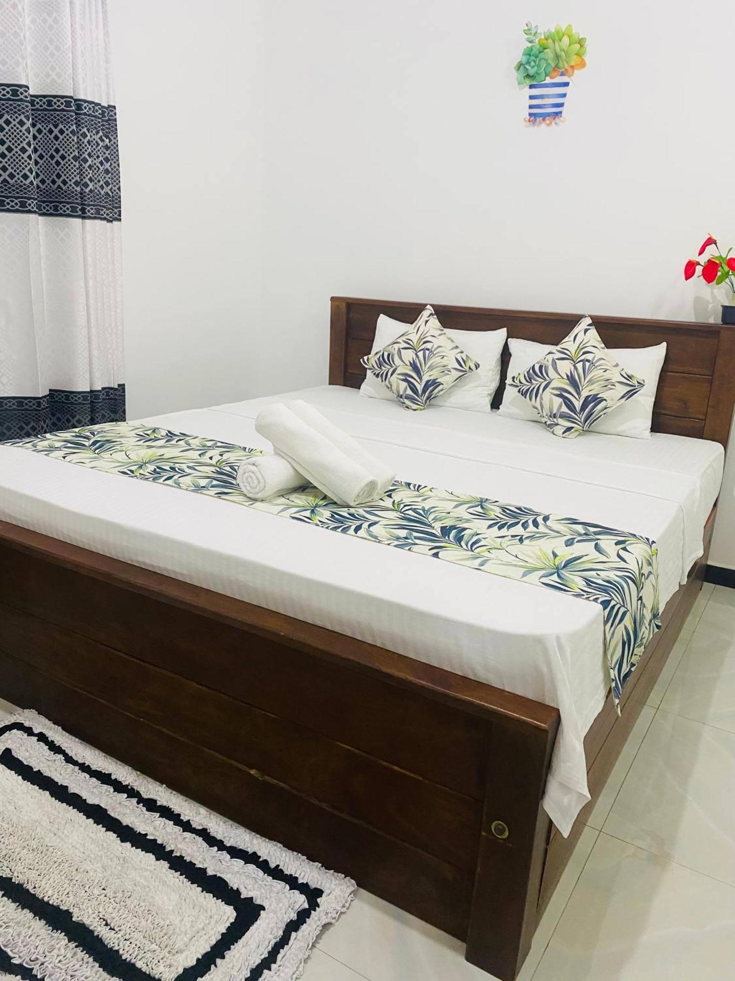 Udara Guest - Yala Safari Villa Екстериор снимка